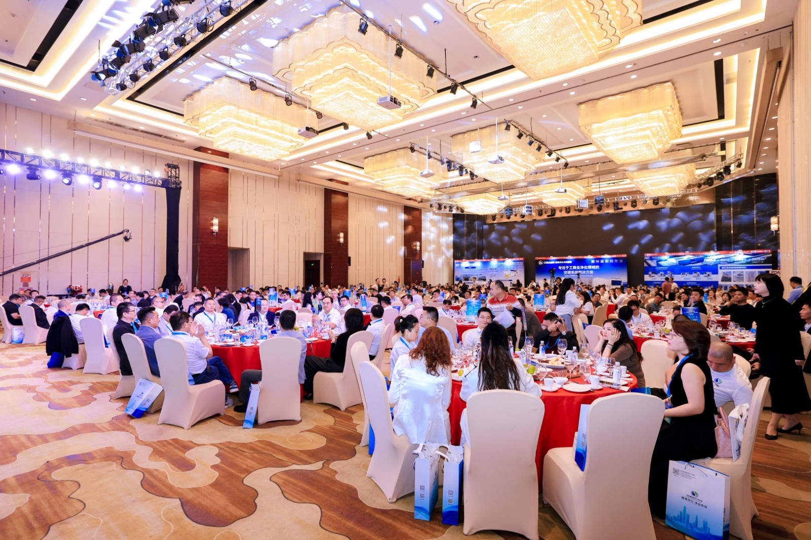 934A6782-opq4127071227